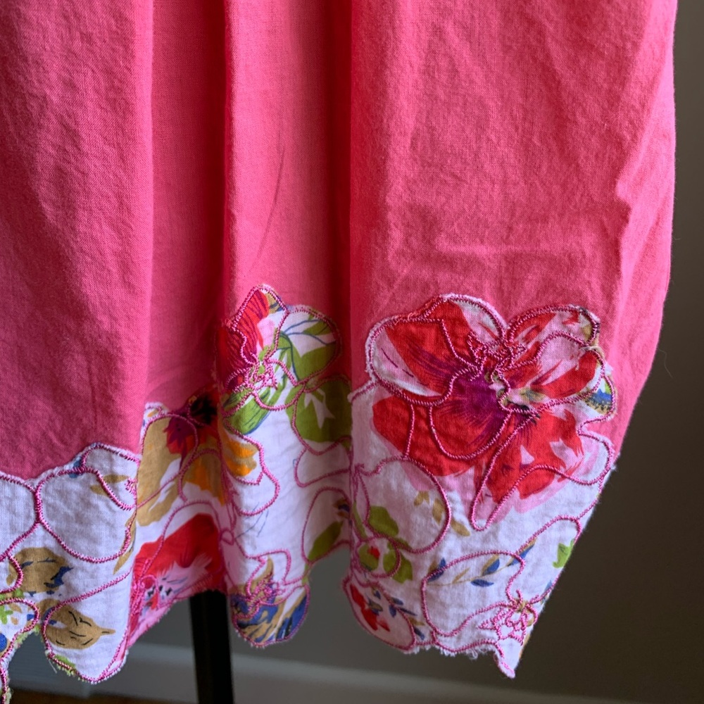 Event hot pink tank with embroidery, eyelet and smocking - Picture 4 of 8